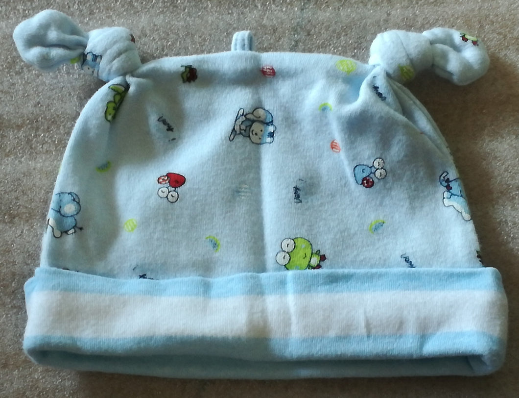 Woolworths two knot beanie Size 0-3 months