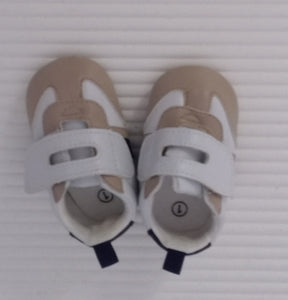 Unknown brand sneakers size 1